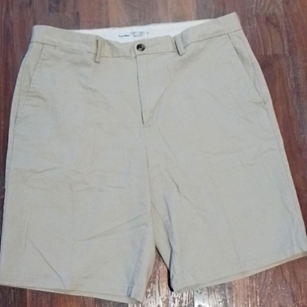 Old Navy Tan Flat Front Shorts Versatile Summer Essential